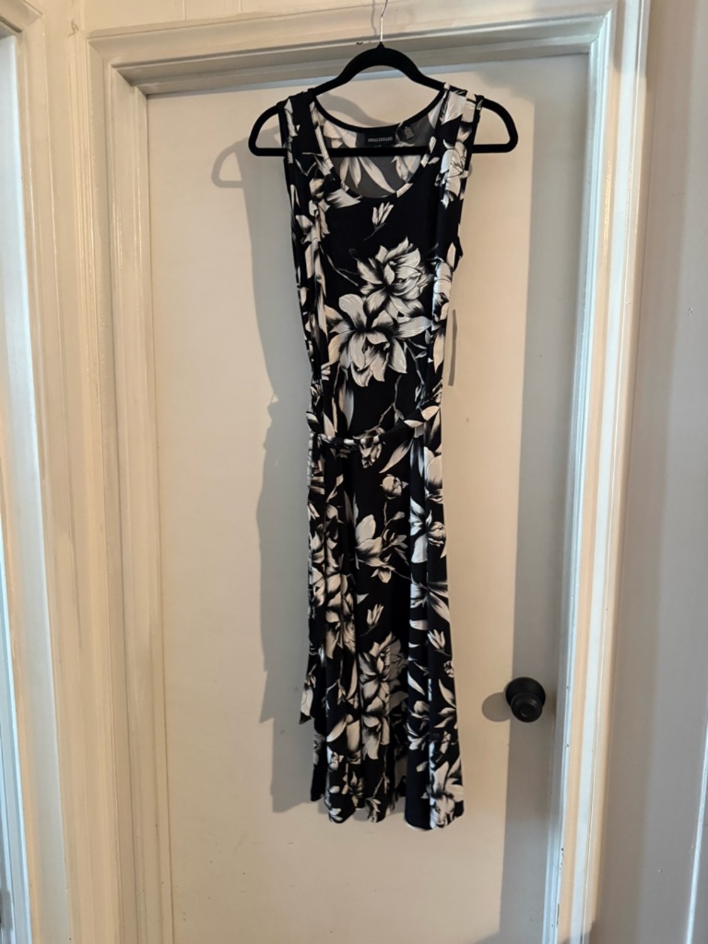 Nina Leonard Black & White Floral Sleeveless Maxi Dress